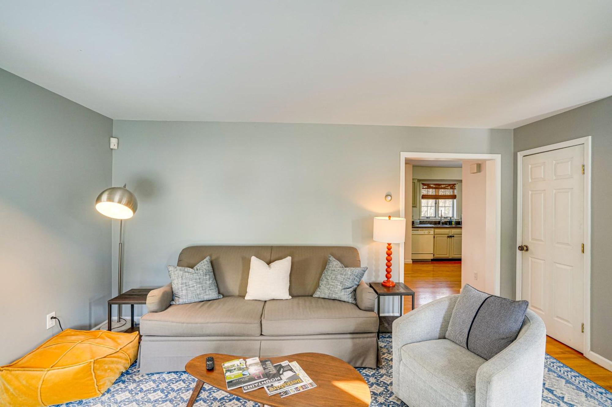 Private Guest House In Dtwn Lenox, Walk To Dining! エクステリア 写真
